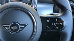 2022 (72) MINI HATCHBACK 1.5 Cooper Exclusive 5dr Auto 5254906