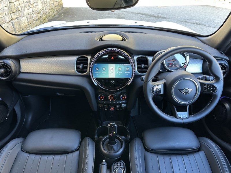 2022 (72) MINI HATCHBACK 1.5 Cooper Exclusive 5dr Auto 5254895