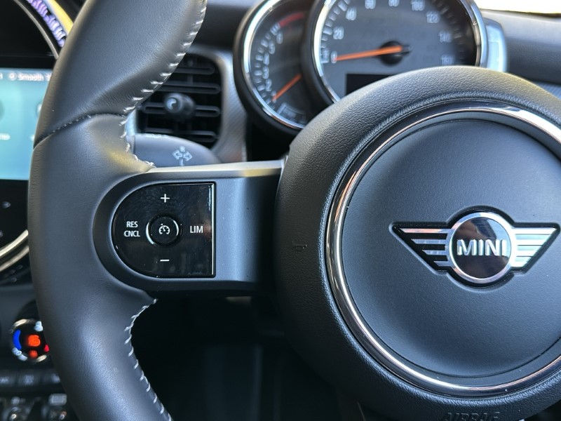 2022 (72) MINI HATCHBACK 1.5 Cooper Exclusive 5dr Auto 5254905