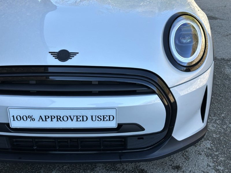 2022 (72) MINI HATCHBACK 1.5 Cooper Exclusive 5dr Auto 5254910