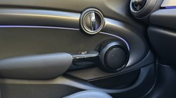 2022 (72) MINI HATCHBACK 1.5 Cooper Exclusive 5dr Auto 5254902