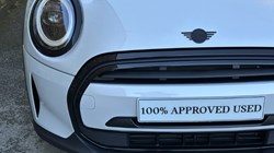 2022 (72) MINI HATCHBACK 1.5 Cooper Exclusive 5dr Auto 5254909