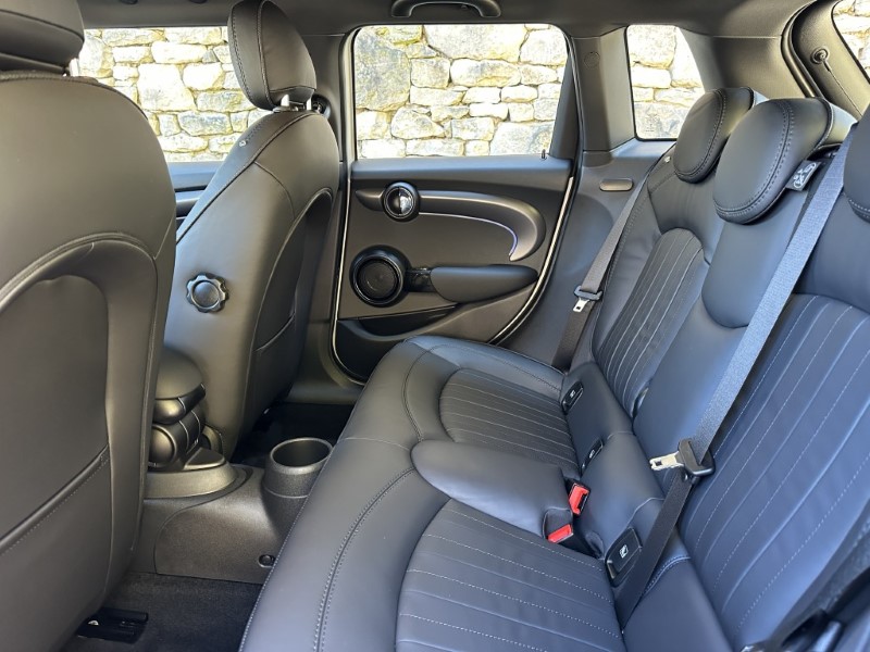 2022 (72) MINI HATCHBACK 1.5 Cooper Exclusive 5dr Auto 5254912