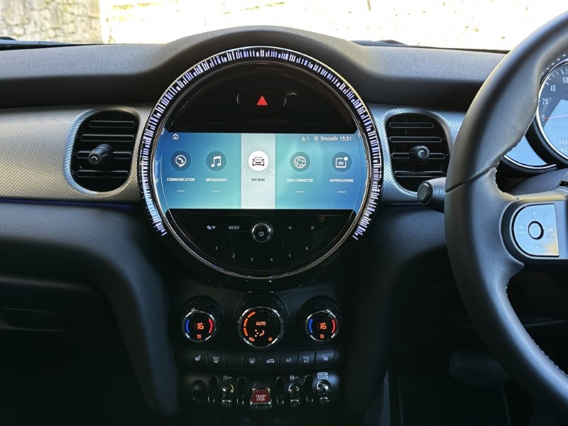 2022 (72) MINI HATCHBACK 1.5 Cooper Exclusive 5dr Auto 5254897