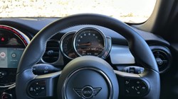 2022 (72) MINI HATCHBACK 1.5 Cooper Exclusive 5dr Auto 5254939