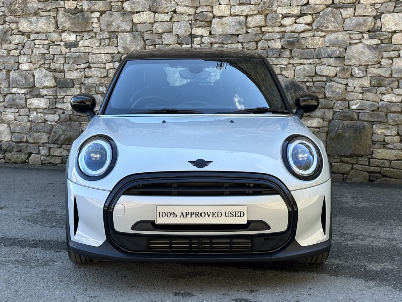 2022 (72) MINI HATCHBACK 1.5 Cooper Exclusive 5dr Auto 5254940