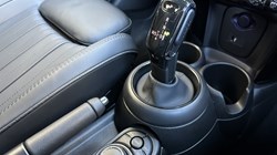 2022 (72) MINI HATCHBACK 1.5 Cooper Exclusive 5dr Auto 5254899