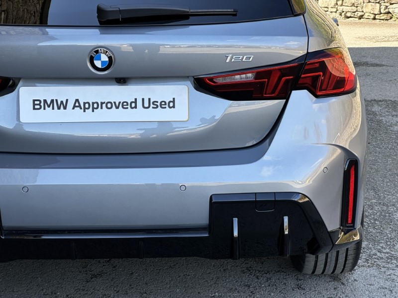2025 (25) BMW 1 SERIES 120 M Sport 5dr  5254004