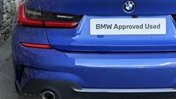 2021 (21) BMW 3 SERIES 330e M Sport 4dr Saloon 5285512