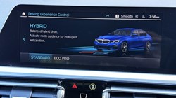 2021 (21) BMW 3 SERIES 330e M Sport 4dr Saloon 5285551