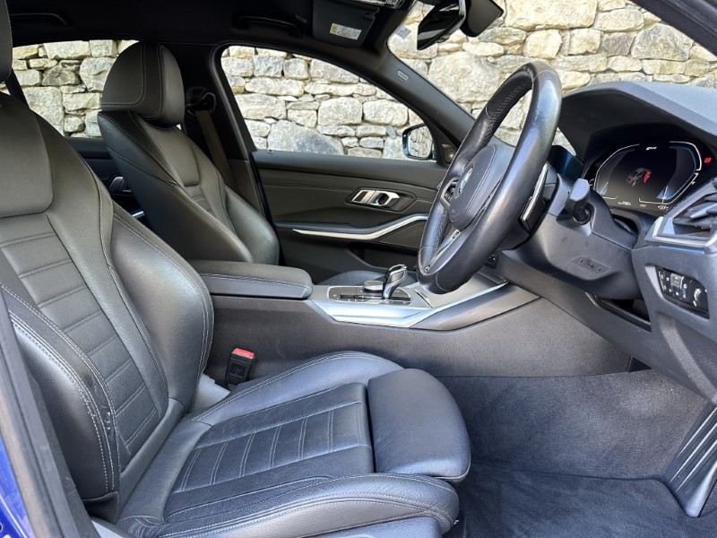 2021 (21) BMW 3 SERIES 330e M Sport 4dr Saloon  5285519