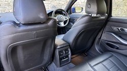 2021 (21) BMW 3 SERIES 330e M Sport 4dr Saloon 5285561