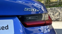 2021 (21) BMW 3 SERIES 330e M Sport 4dr Saloon 5285514