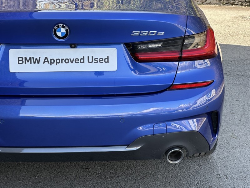 2021 (21) BMW 3 SERIES 330e M Sport 4dr Saloon  5285513