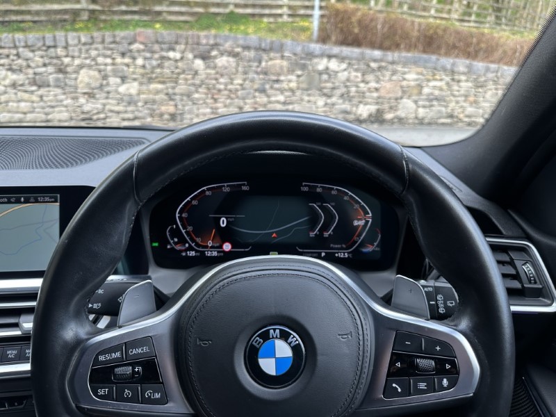 2021 (21) BMW 3 SERIES 320i M Sport Touring  5244368