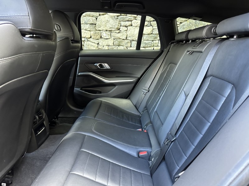 2021 (21) BMW 3 SERIES 320i M Sport Touring  5244345