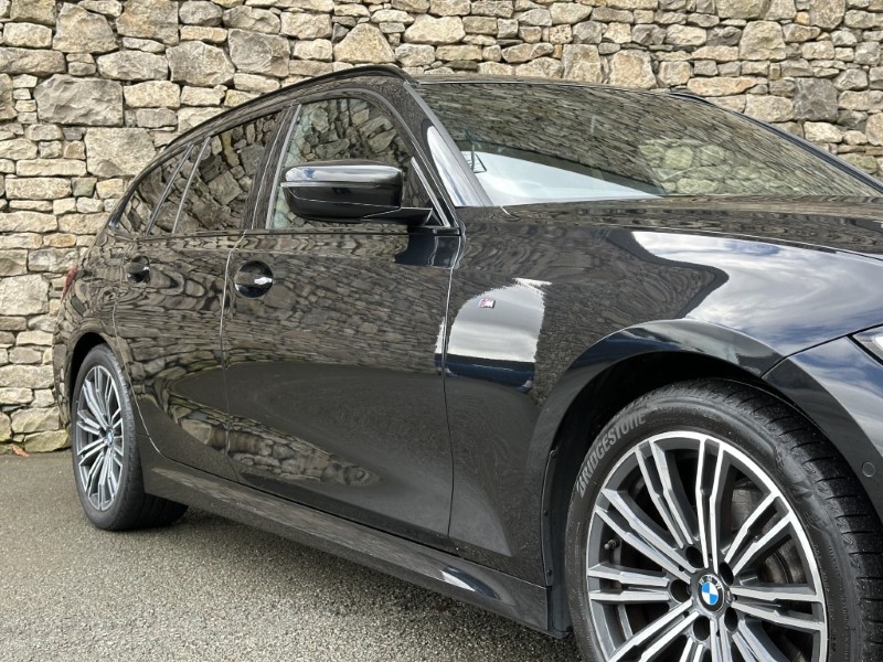 2021 (21) BMW 3 SERIES 320i M Sport Touring  5244379