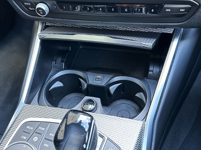 2021 (21) BMW 3 SERIES 320i M Sport Touring  5244333