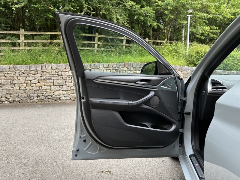 2022 (22) BMW X4 xDrive M40i MHT 5dr  5222135