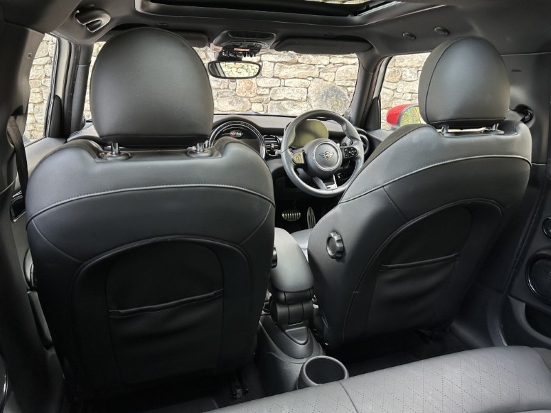 2023 (23) MINI HATCHBACK 2.0 Cooper S Sport 5dr Auto 5261504