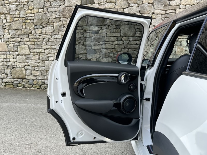 2023 (23) MINI HATCHBACK 2.0 Cooper S Sport 5dr Auto 5261502