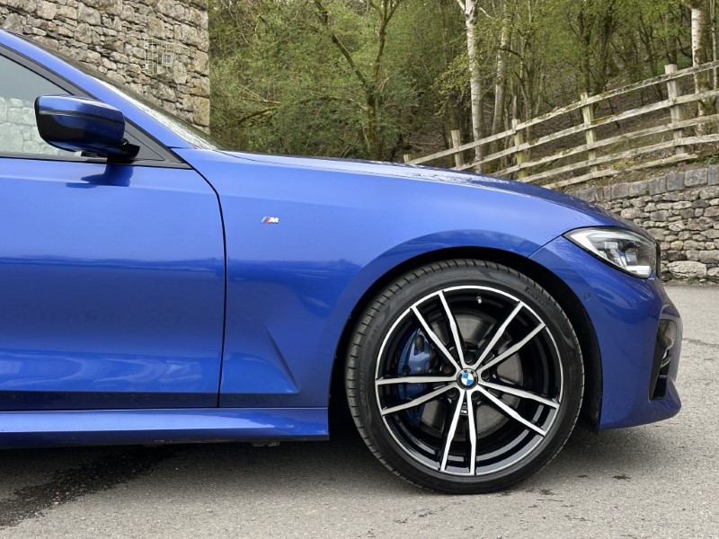 2020 (70) BMW 3 SERIES 320d MHT M Sport 5dr Touring  5255271