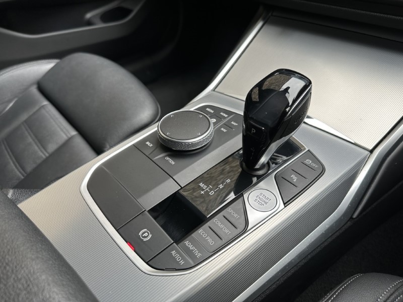 2020 (70) BMW 3 SERIES 320d MHT M Sport 5dr Touring  5250414