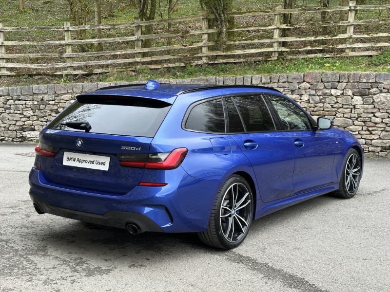 2020 (70) BMW 3 SERIES 320d MHT M Sport 5dr Touring  5250462