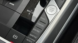 2020 (70) BMW 3 SERIES 320d MHT M Sport 5dr Touring 5250415