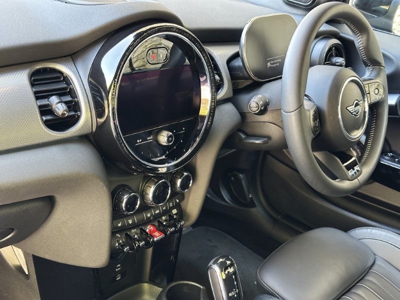 2023 (73) MINI CONVERTIBLE 2.0 Cooper S Exclusive 2dr 5266358