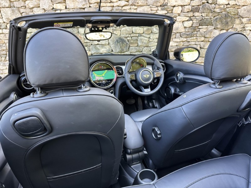 2023 (73) MINI CONVERTIBLE 2.0 Cooper S Exclusive 2dr 5266405