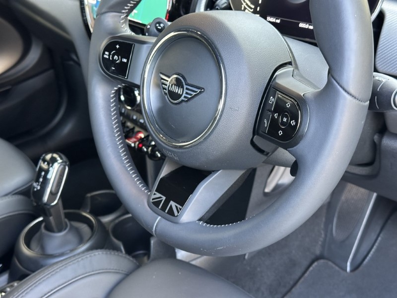 2023 (73) MINI CONVERTIBLE 2.0 Cooper S Exclusive 2dr 5266327