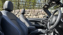 2023 (73) MINI CONVERTIBLE 2.0 Cooper S Exclusive 2dr 5266401