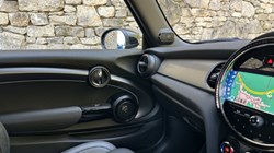 2023 (73) MINI CONVERTIBLE 2.0 Cooper S Exclusive 2dr 5266343