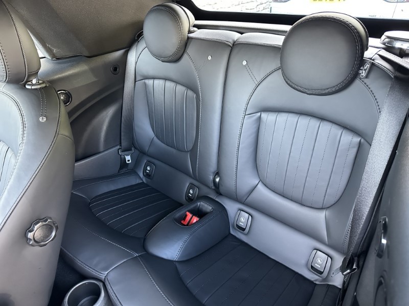 2023 (73) MINI CONVERTIBLE 2.0 Cooper S Exclusive 2dr 5266700