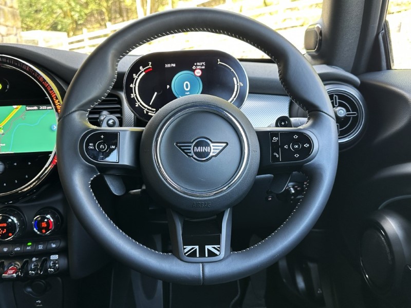 2023 (73) MINI CONVERTIBLE 2.0 Cooper S Exclusive 2dr 5266339