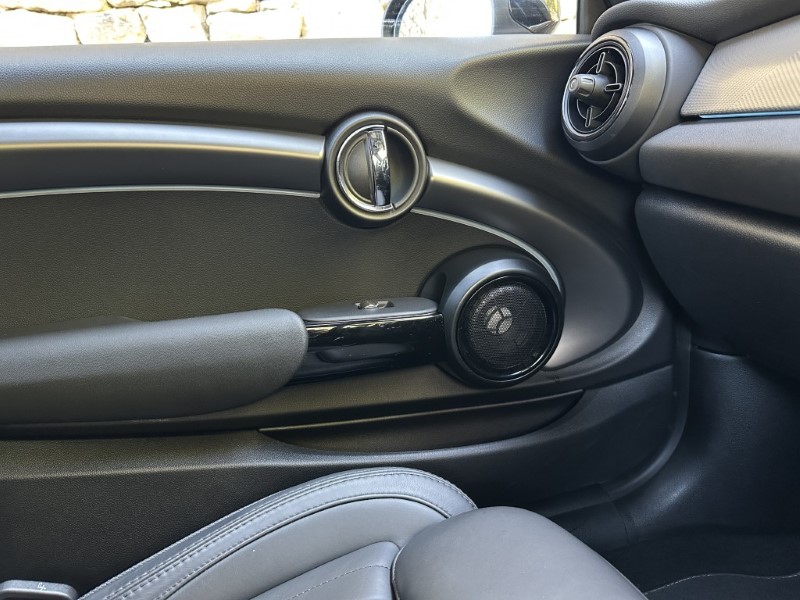 2023 (73) MINI CONVERTIBLE 2.0 Cooper S Exclusive 2dr 5266344