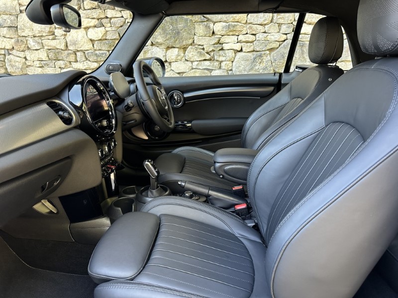 2023 (73) MINI CONVERTIBLE 2.0 Cooper S Exclusive 2dr 5266356