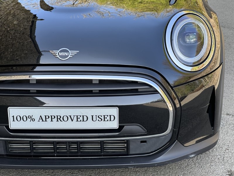 2023 (72) MINI HATCHBACK 1.5 Cooper Classic 3dr Auto 5264723
