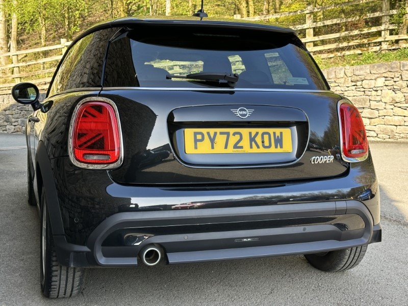 2023 (72) MINI HATCHBACK 1.5 Cooper Classic 3dr Auto 5264698