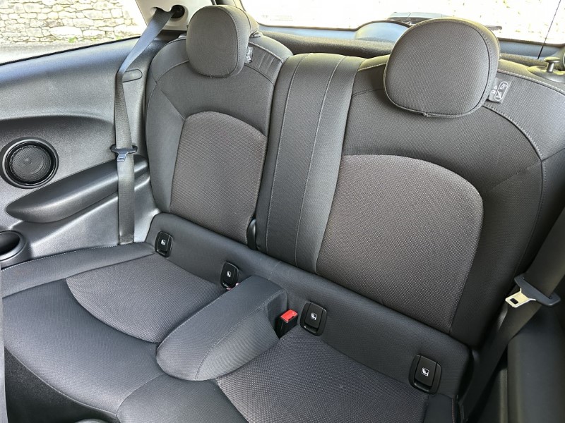 2023 (72) MINI HATCHBACK 1.5 Cooper Classic 3dr Auto 5264735