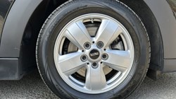 2023 (72) MINI HATCHBACK 1.5 Cooper Classic 3dr Auto 5264755