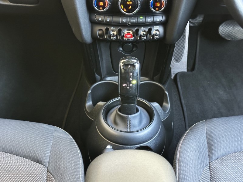 2023 (72) MINI HATCHBACK 1.5 Cooper Classic 3dr Auto 5264711