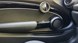 2023 (72) MINI HATCHBACK 1.5 Cooper Classic 3dr Auto 5264715