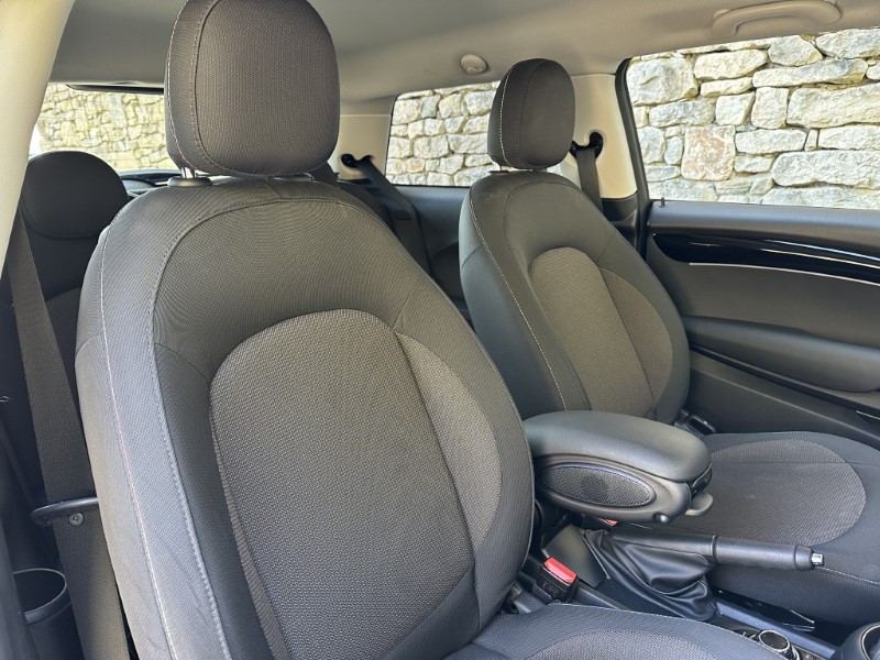 2023 (72) MINI HATCHBACK 1.5 Cooper Classic 3dr Auto 5264707