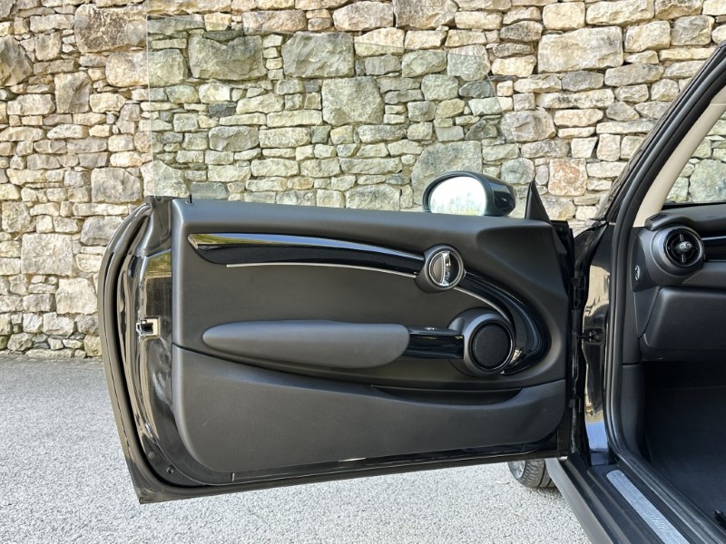 2023 (72) MINI HATCHBACK 1.5 Cooper Classic 3dr Auto 5264734