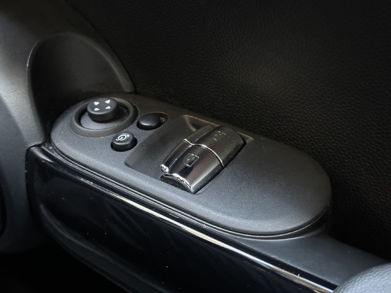 2023 (72) MINI HATCHBACK 1.5 Cooper Classic 3dr Auto 5264718