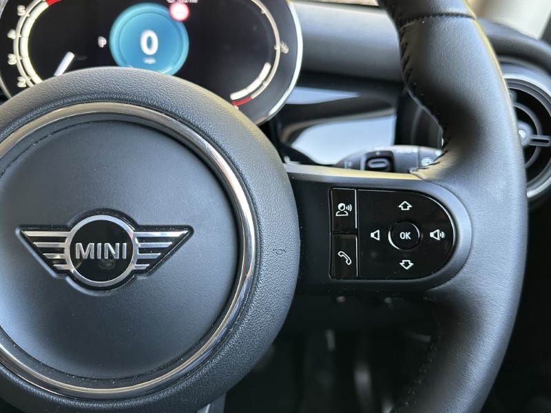 2023 (72) MINI HATCHBACK 1.5 Cooper Classic 3dr Auto 5264721