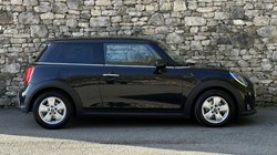 2023 (72) MINI HATCHBACK 1.5 Cooper Classic 3dr Auto 5264697