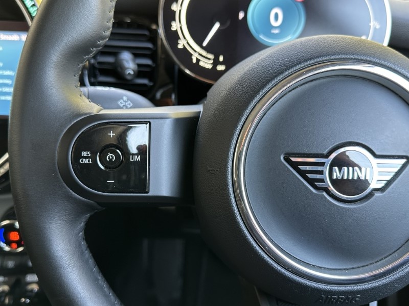 2023 (72) MINI HATCHBACK 1.5 Cooper Classic 3dr Auto 5264720